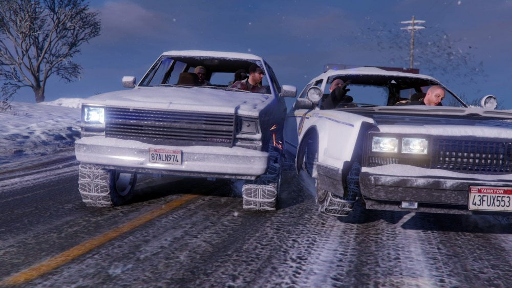 gta 5 kicks off with a robbery goes south 1570823825